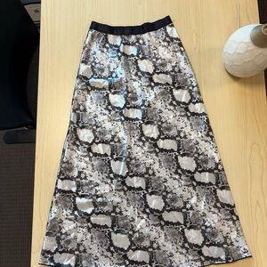Stylish Snake Print Women's Skirt